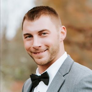 Meet your Posher, Gregory